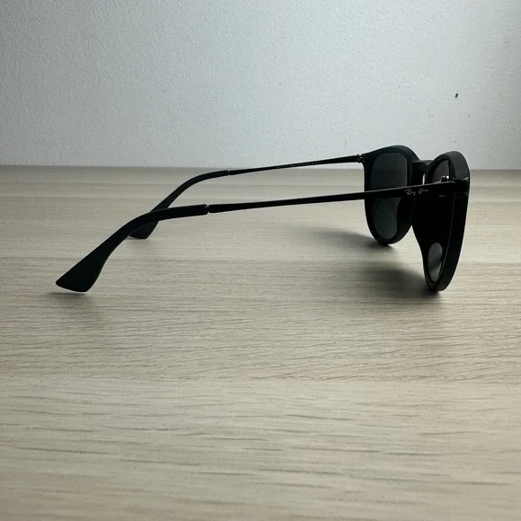 RAY-BAN RB 4171-F ERIKA  BLACK  FRAME BLACK LENSE 54mm - Picture 2 of 4